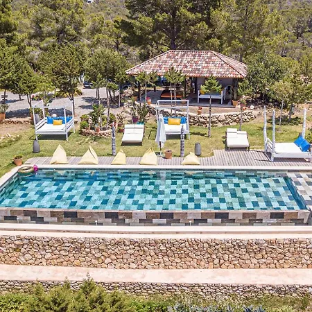 Sarahmuk San Antonio (Ibiza)