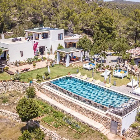 Villa Sarahmuk *